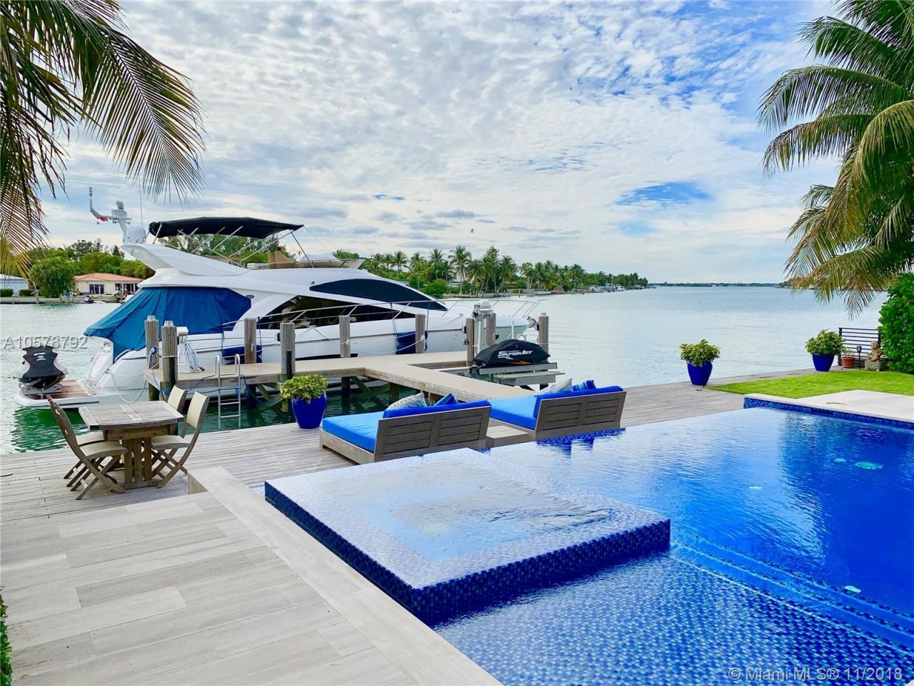 Villa à Miami, États-Unis, 520 m² - image 4