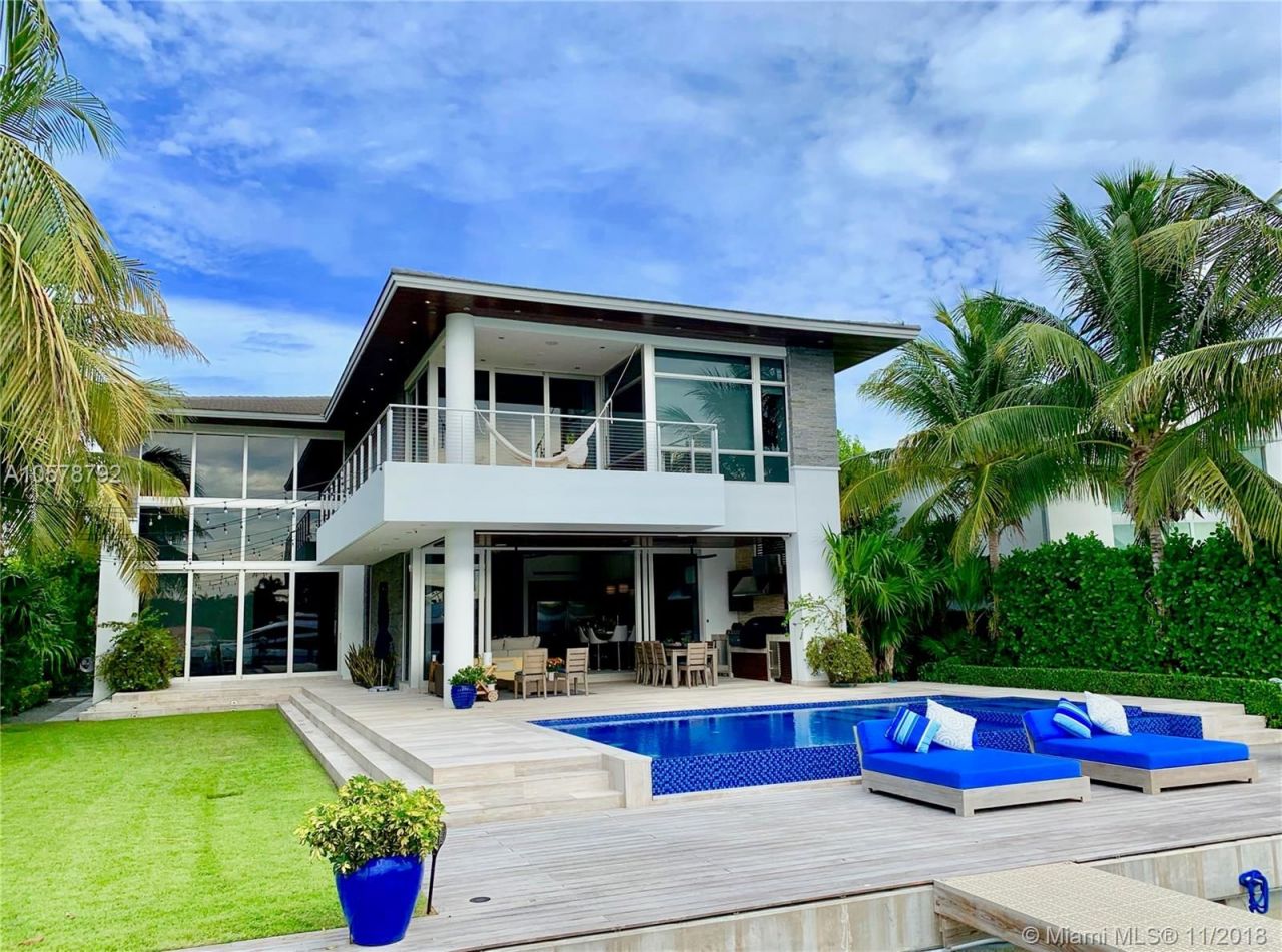 Villa in Miami, USA, 520 m² - Foto 1