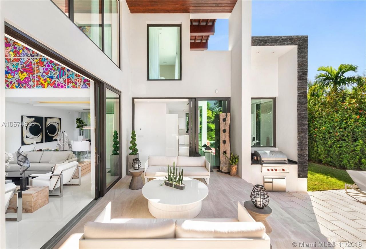 Villa en Miami, Estados Unidos, 600 m² - imagen 5