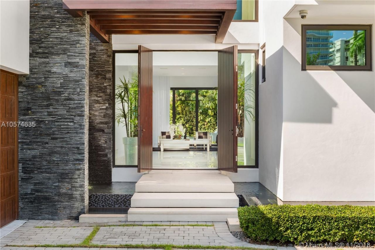 Villa en Miami, Estados Unidos, 600 m² - imagen 9