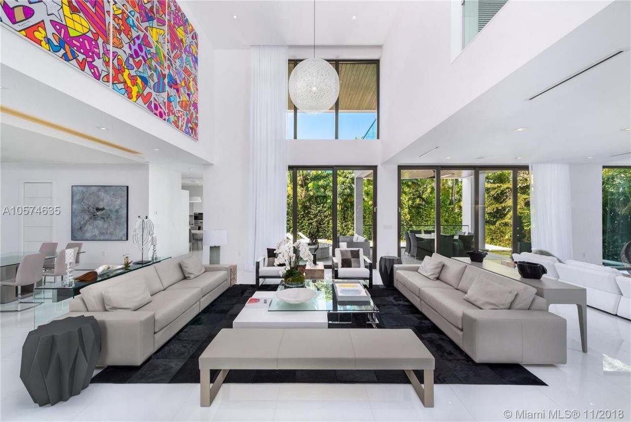 Villa en Miami, Estados Unidos, 600 m² - imagen 18