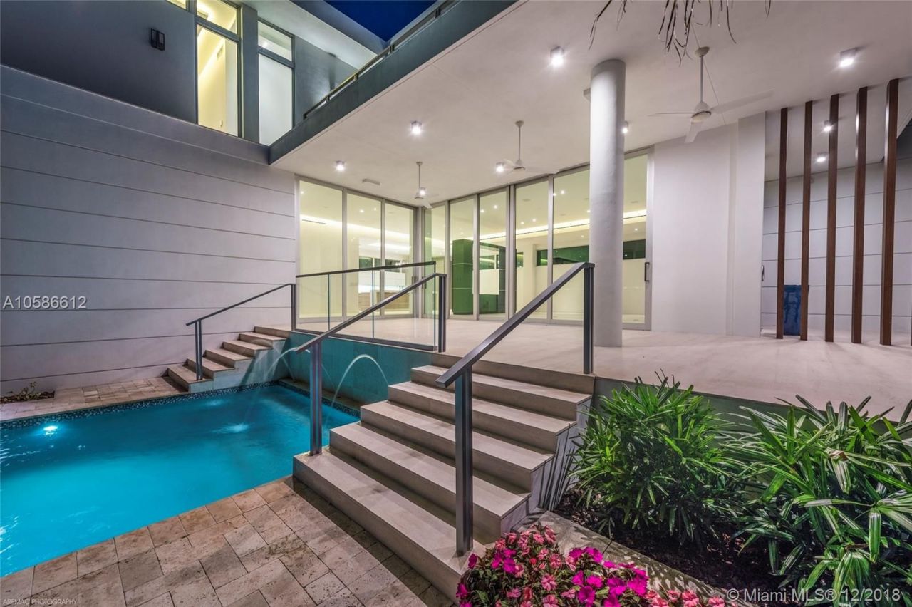 Villa in Miami, USA, 450 m² - Foto 13