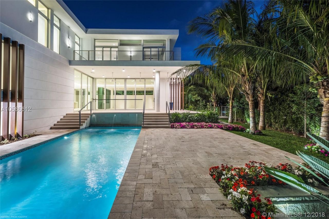 Villa in Miami, USA, 450 m² - Foto 12