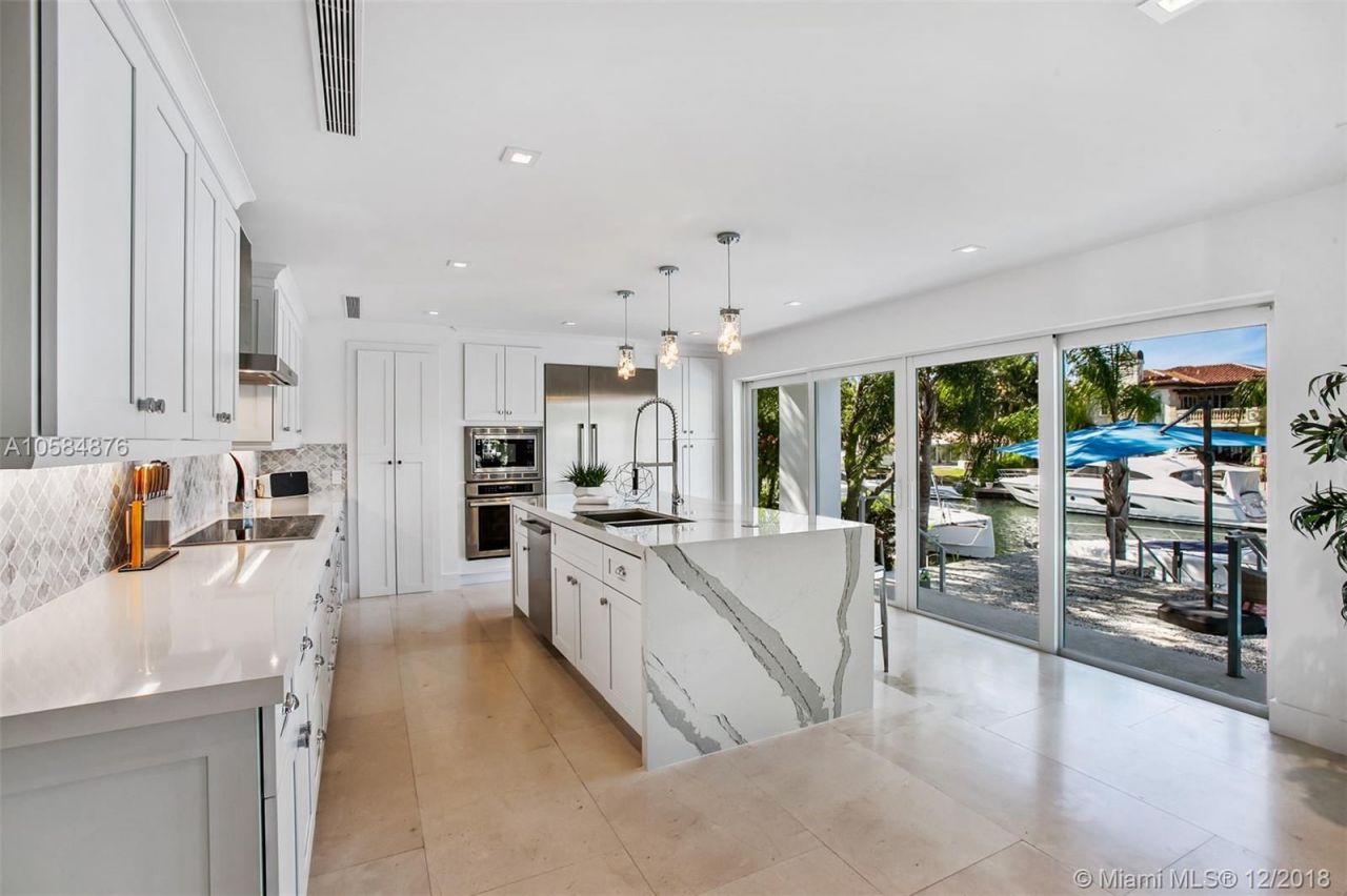 Villa in Miami, USA, 400 m² - picture 11