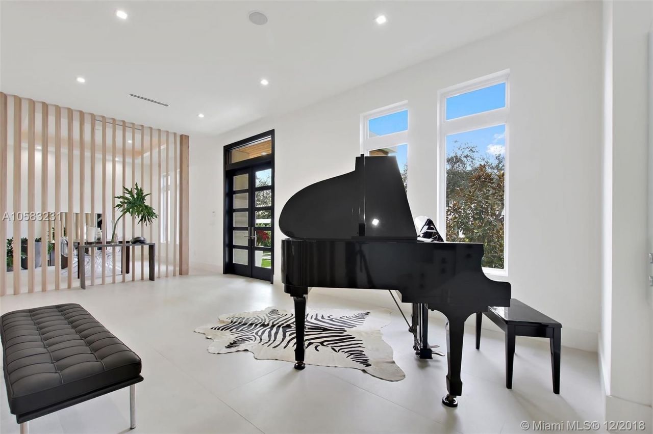 House in Miami, USA, 350 m² - picture 11