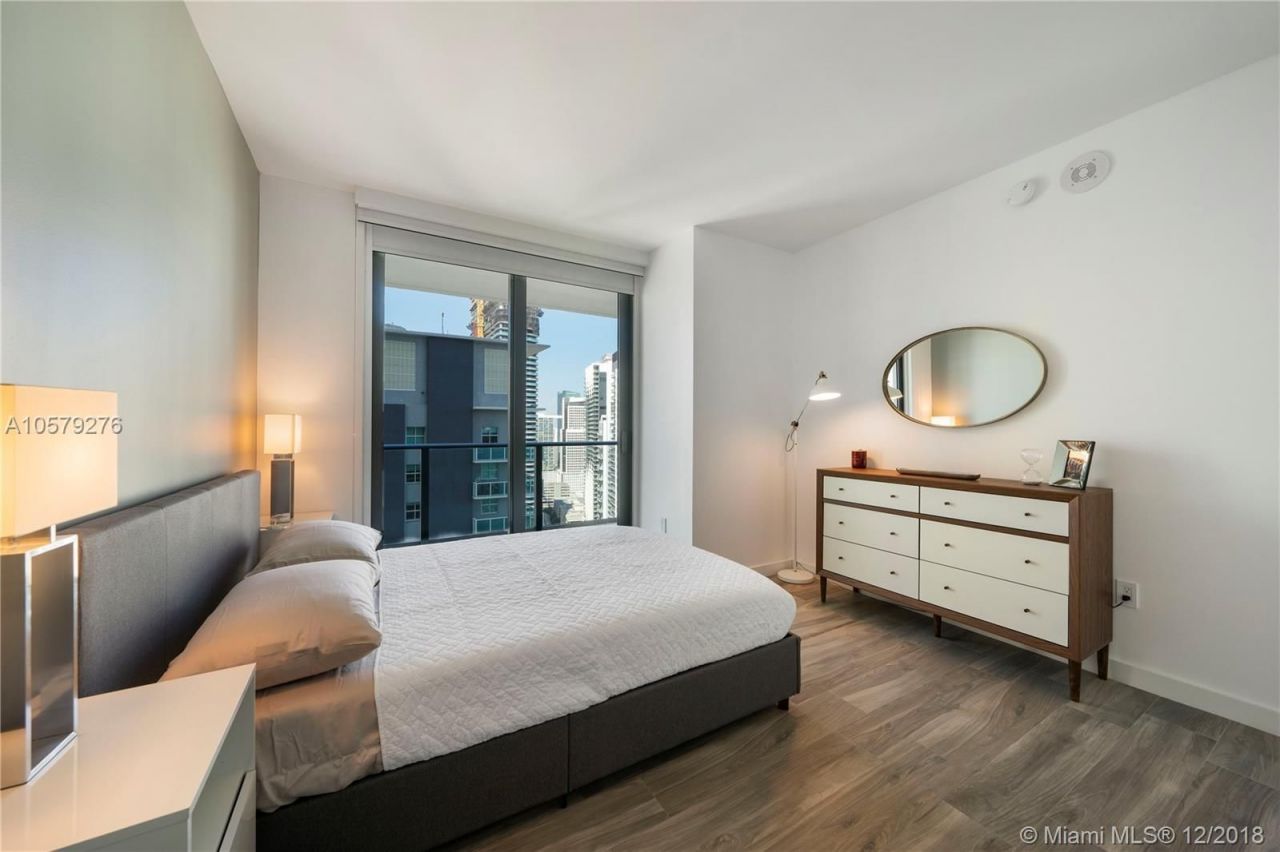 Apartment in Miami, USA, 140 m² - picture 11