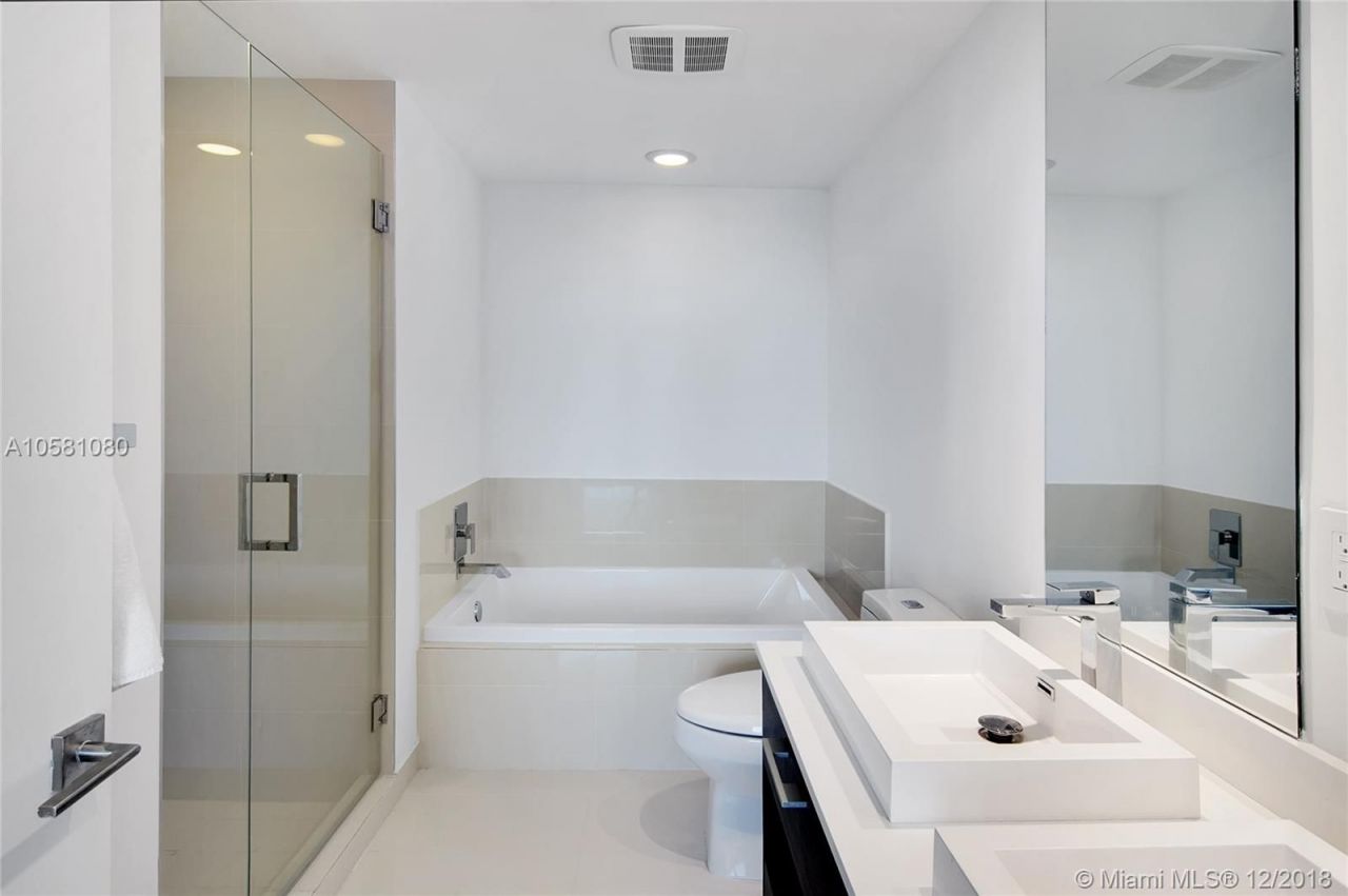 Apartment in Miami, USA, 110 m² - picture 9