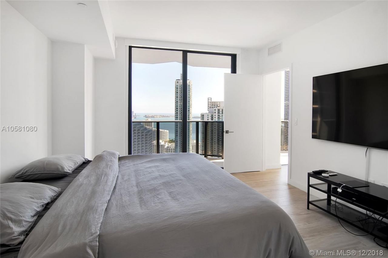 Apartment in Miami, USA, 110 m² - picture 11