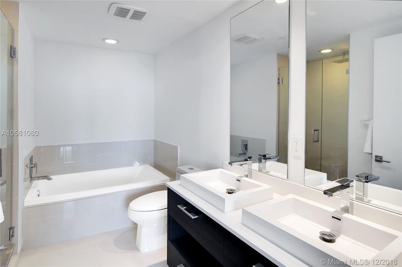 Apartment in Miami, USA, 110 m² - picture 10