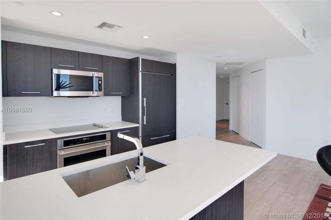 Apartment in Miami, USA, 110 m² - picture 15