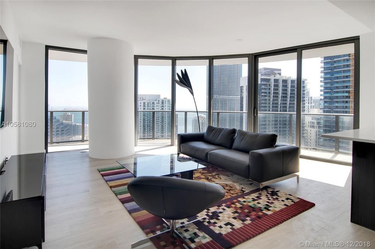 Apartment in Miami, USA, 110 m² - picture 2
