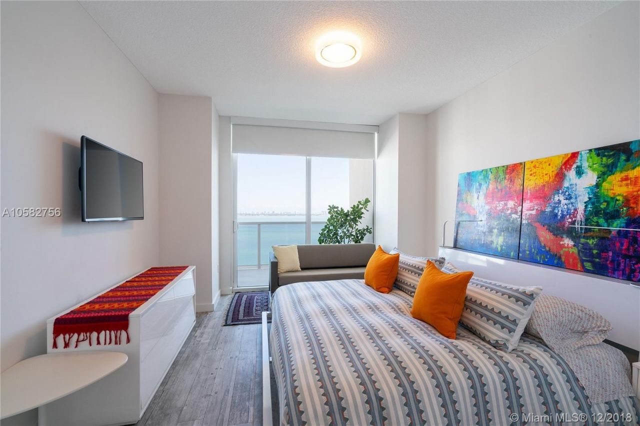 Apartment in Miami, USA, 150 m² - picture 5