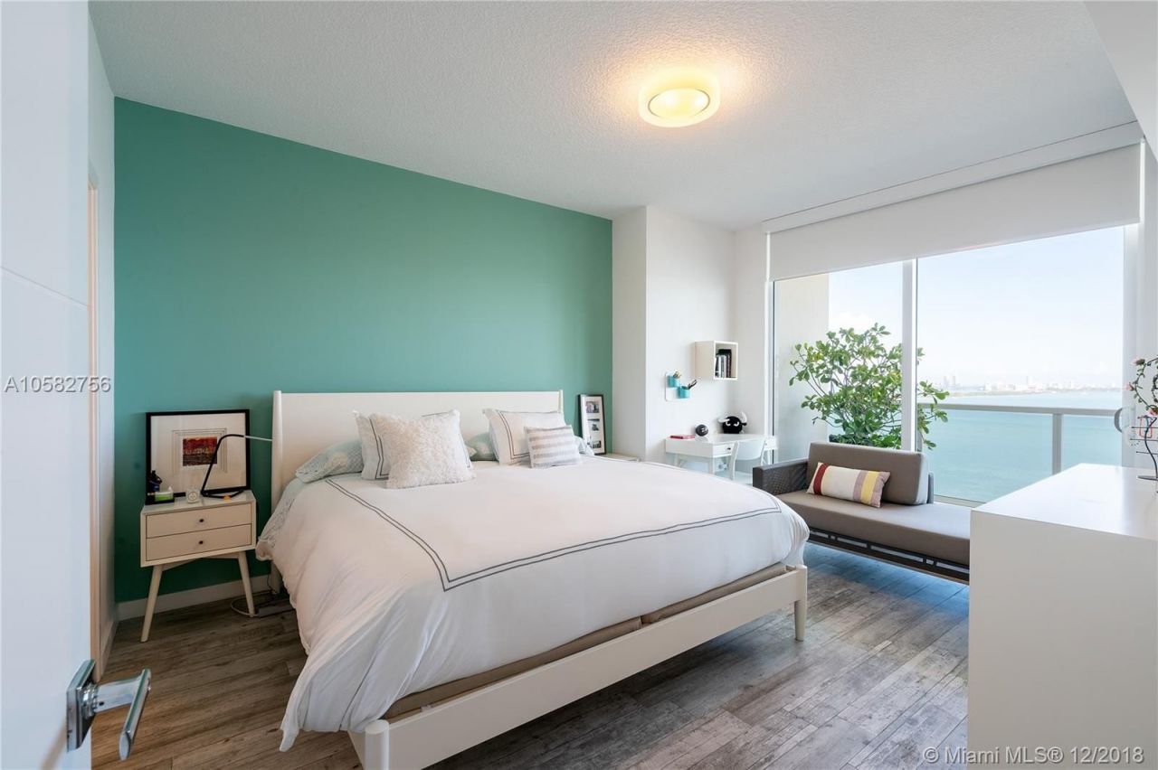 Apartment in Miami, USA, 150 m² - picture 7