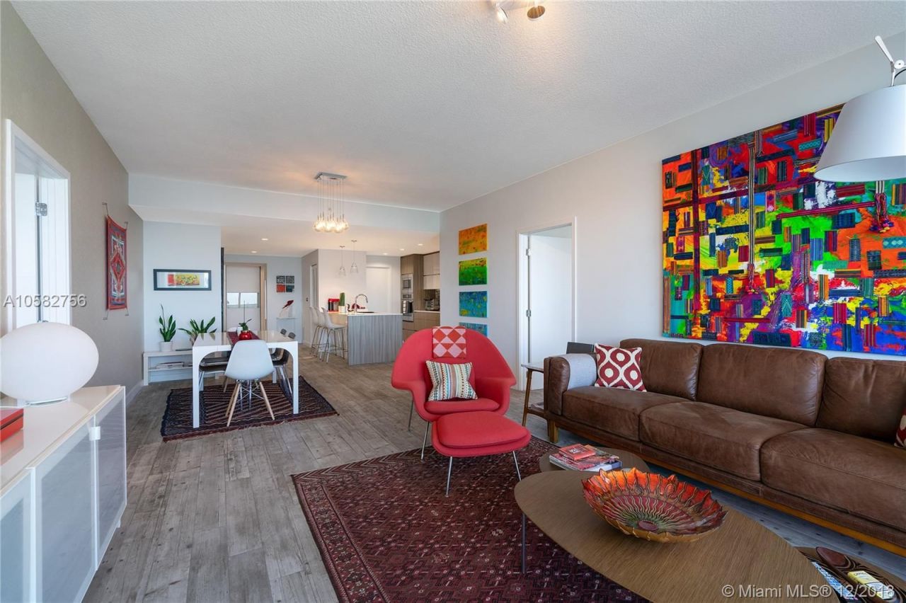 Apartment in Miami, USA, 150 m² - picture 3