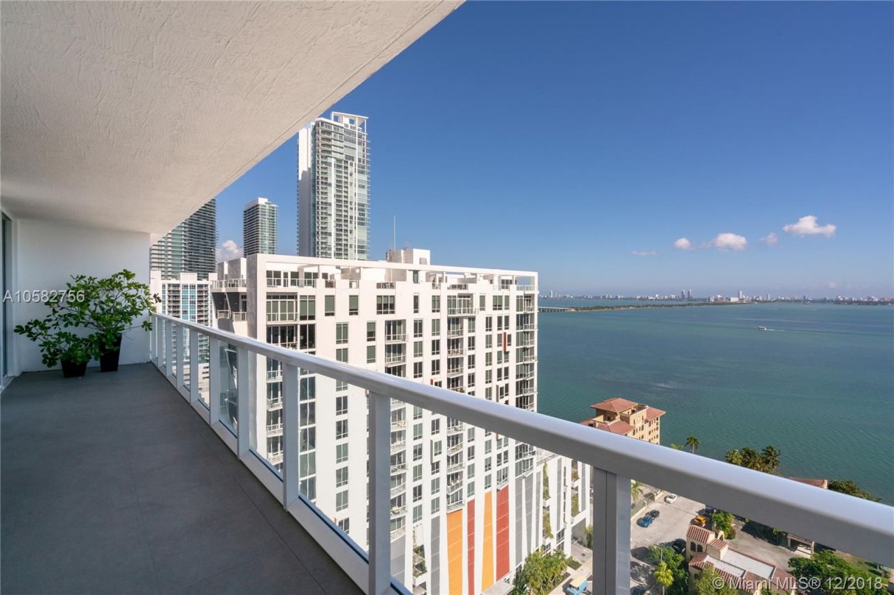 Apartment in Miami, USA, 150 m² - picture 12