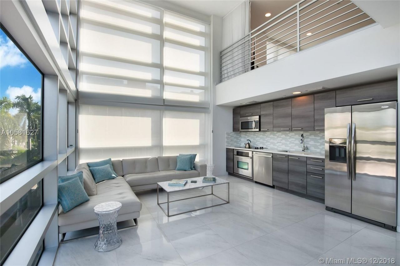 Ático en Miami, Estados Unidos, 100 m² - imagen 3