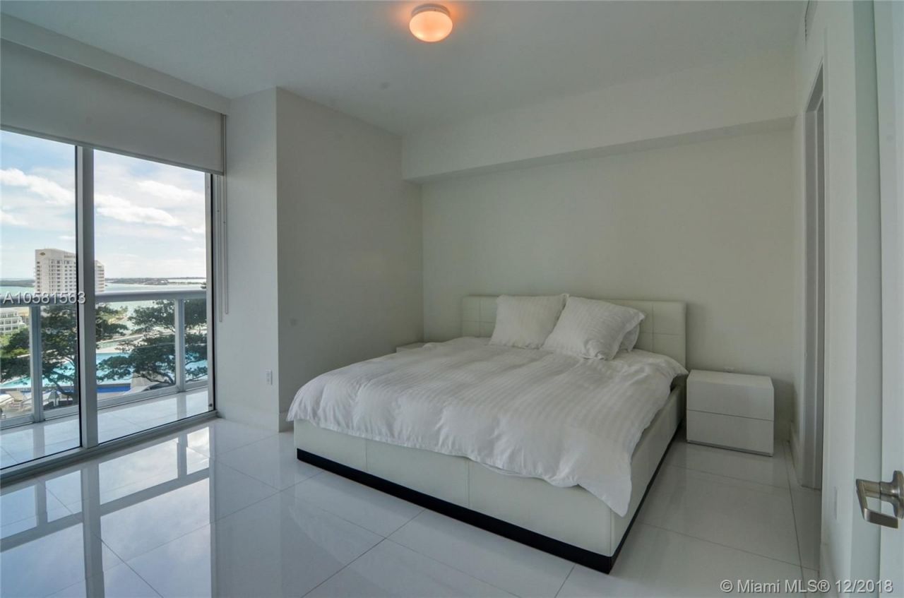 Apartment in Miami, USA, 130 m² - picture 14