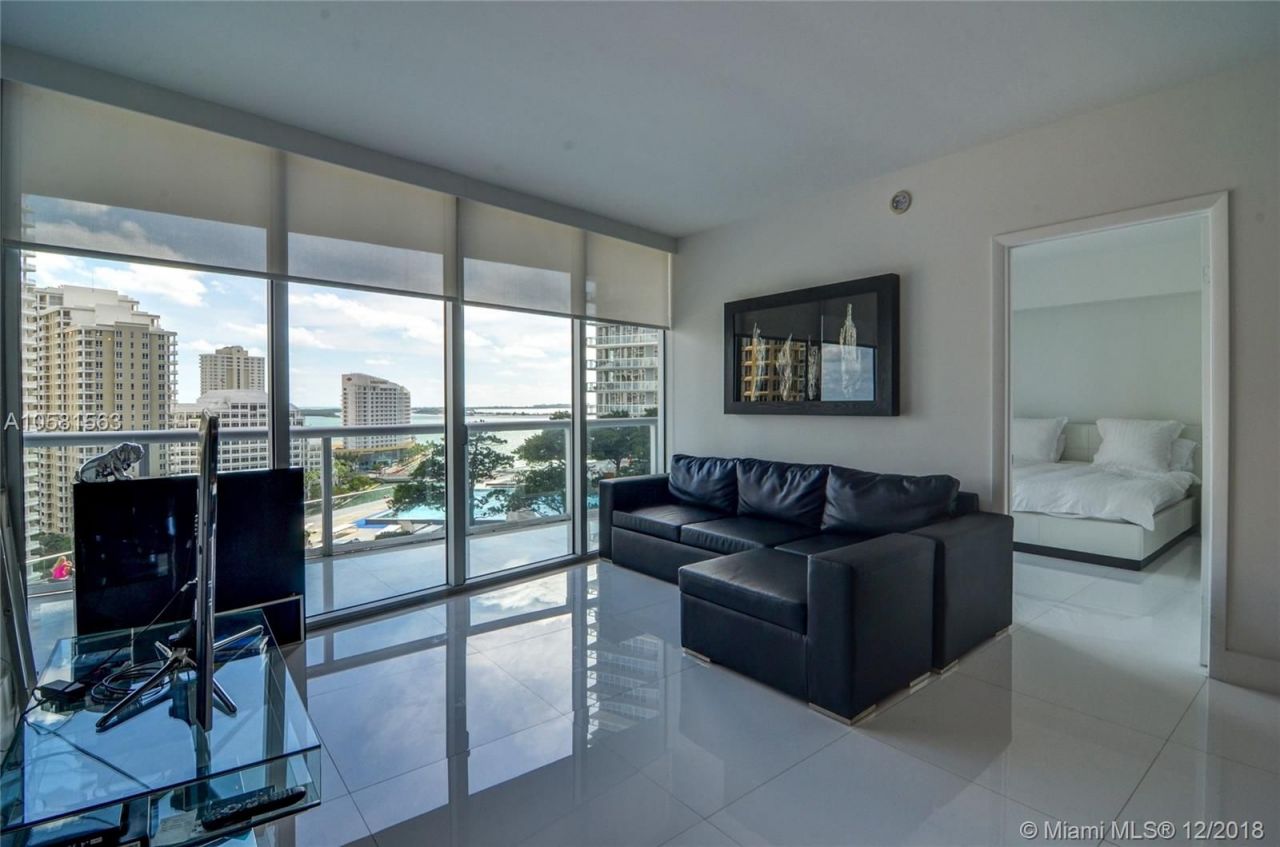 Apartment in Miami, USA, 130 m² - picture 6