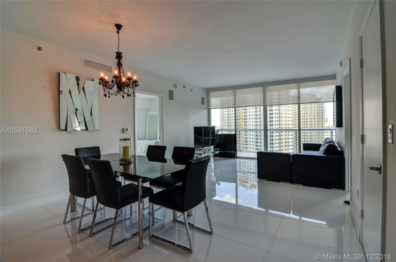 Apartment in Miami, USA, 130 m² - picture 8
