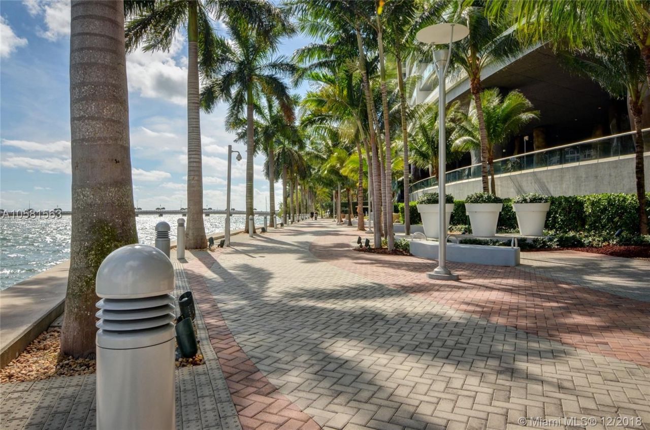 Apartment in Miami, USA, 130 m² - picture 15