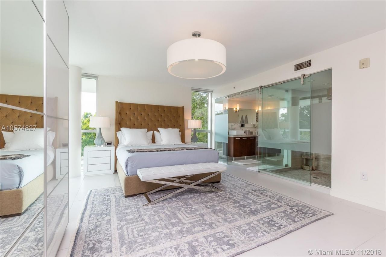 Apartment in Miami, USA, 120 m² - picture 9