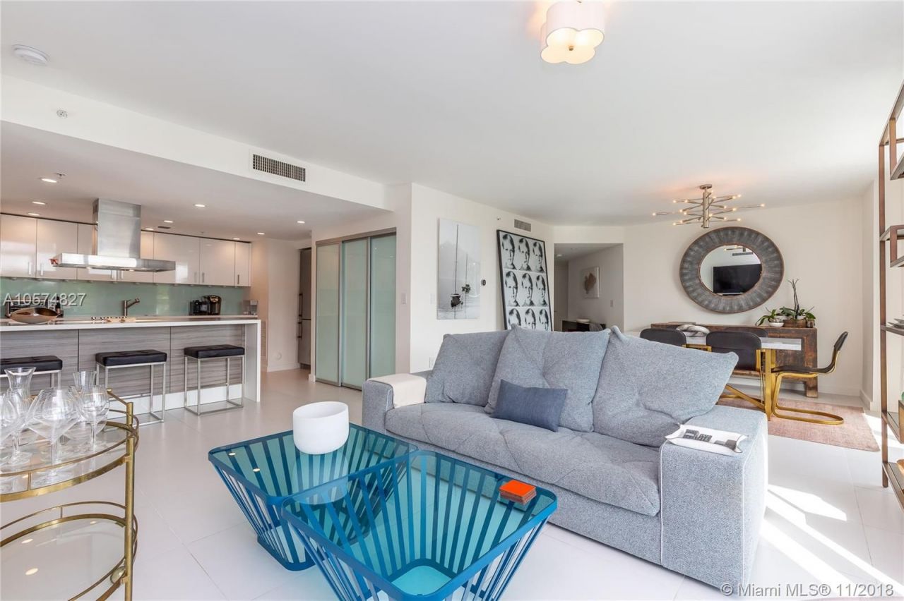 Apartment in Miami, USA, 120 m² - picture 3