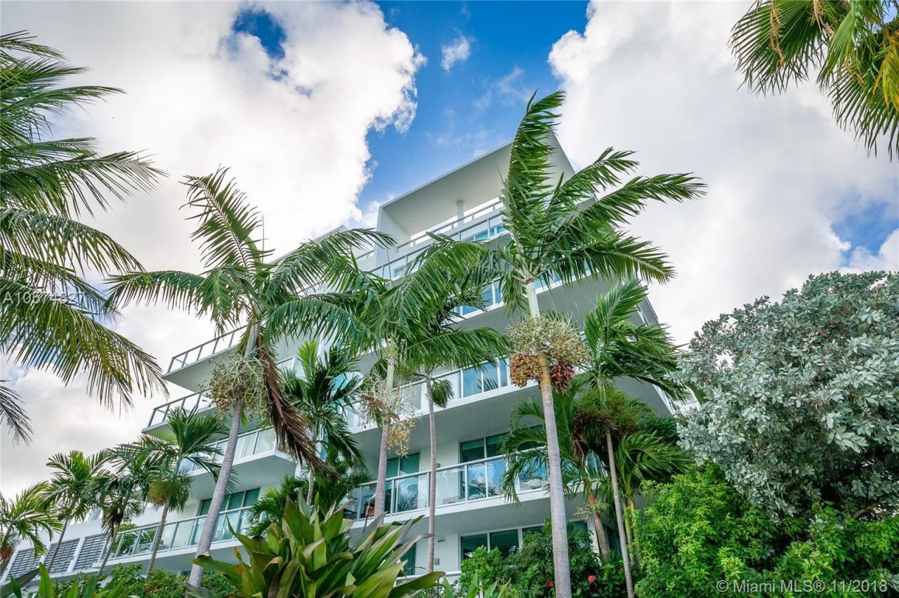 Apartment in Miami, USA, 120 m² - picture 2