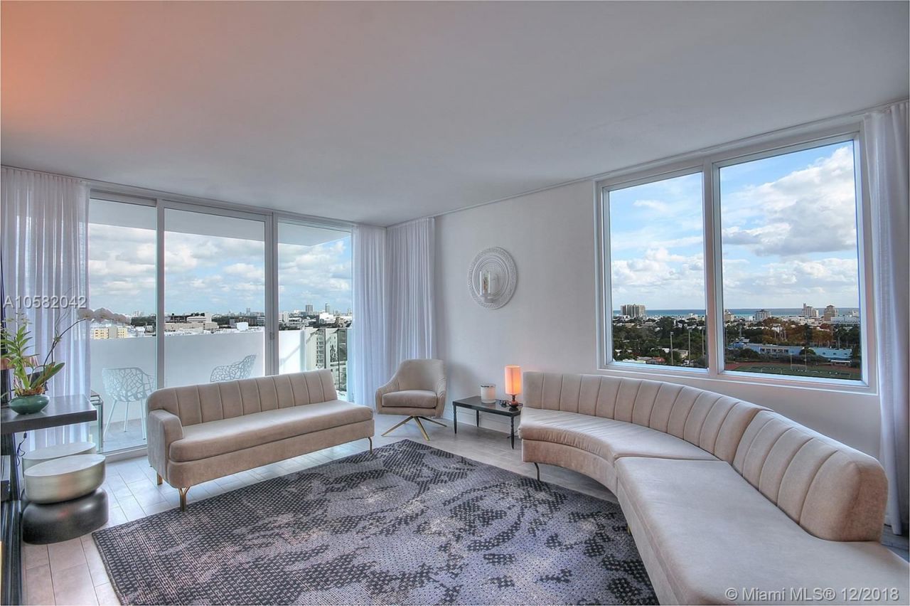 Apartment in Miami, USA, 80 m² - picture 1