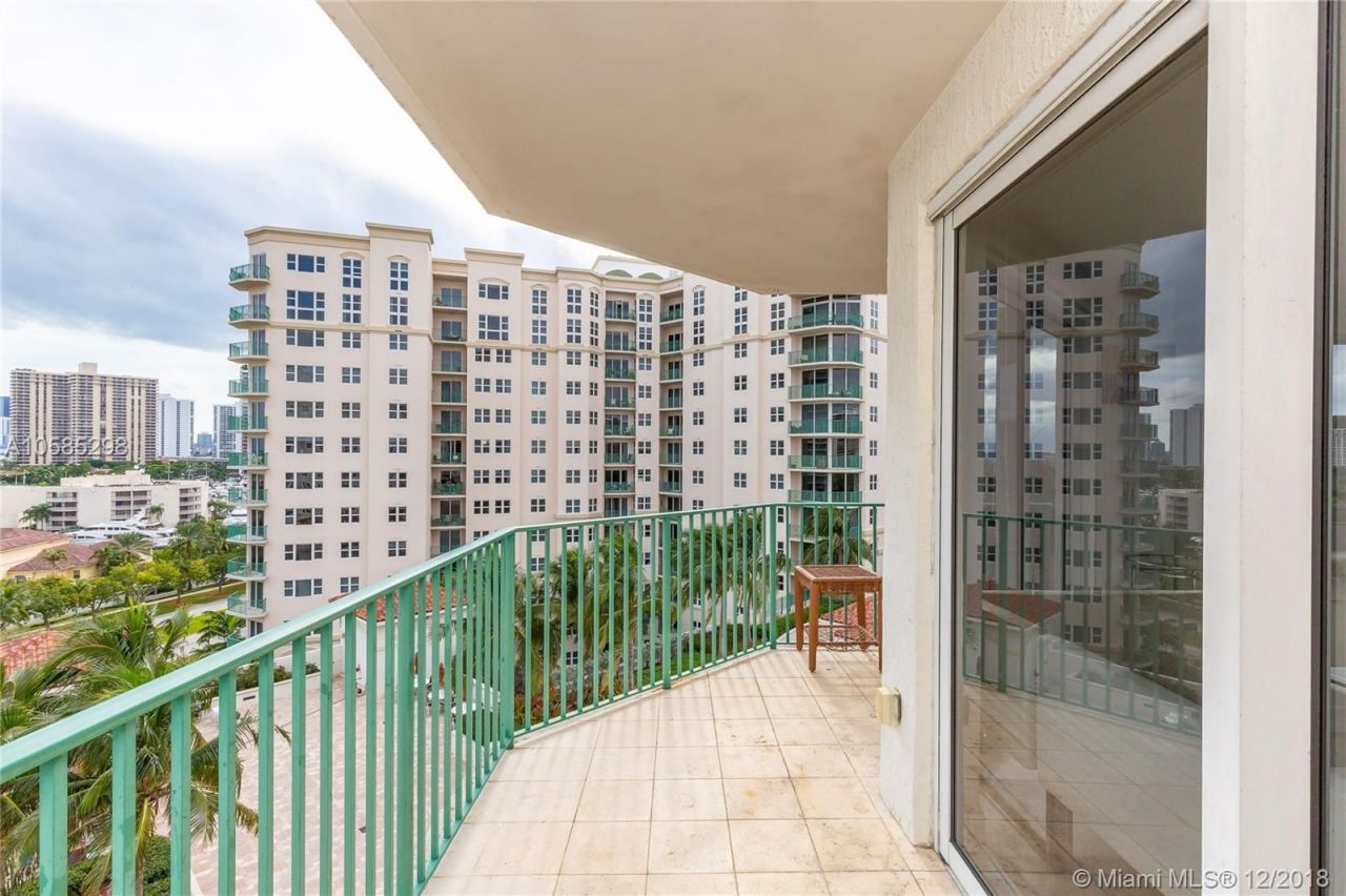 Apartment in Miami, USA, 130 m² - picture 17