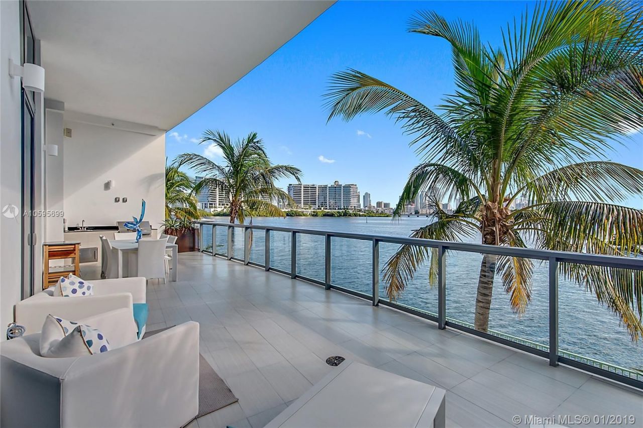 Townhouse in Miami, USA, 170 m² - picture 1