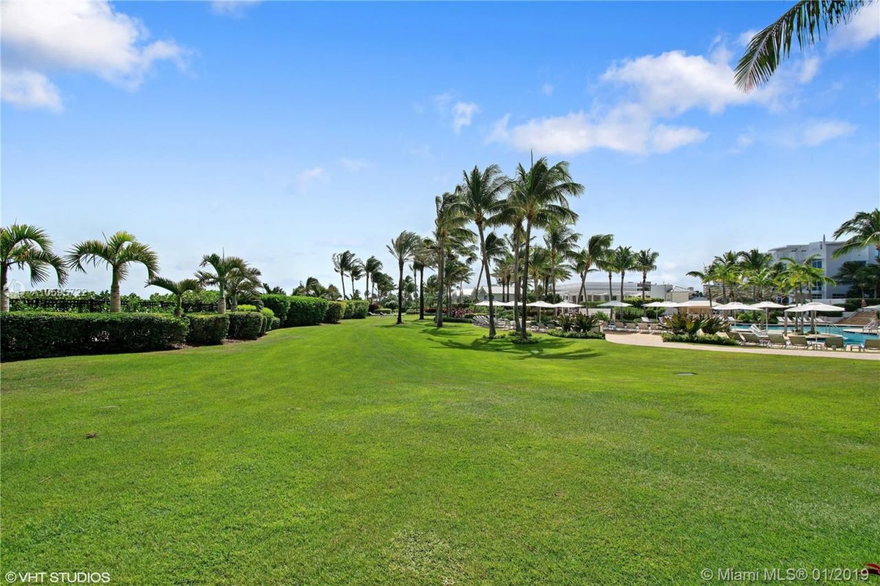 Flat in Miami, USA, 160 m² - picture 10