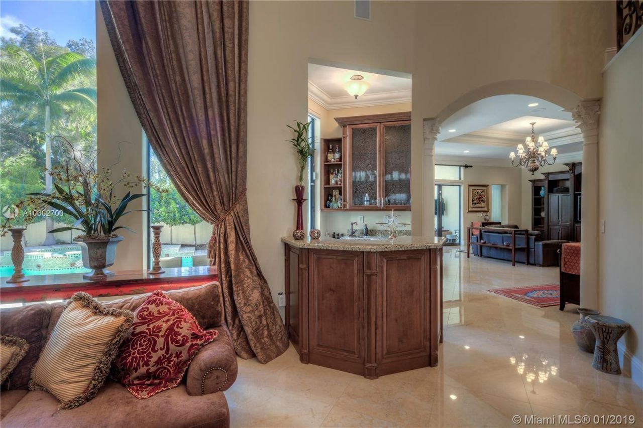 Villa à Miami, États-Unis, 540 m² - image 4