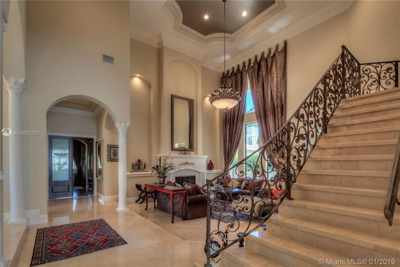 Villa à Miami, États-Unis, 540 m² - image 13