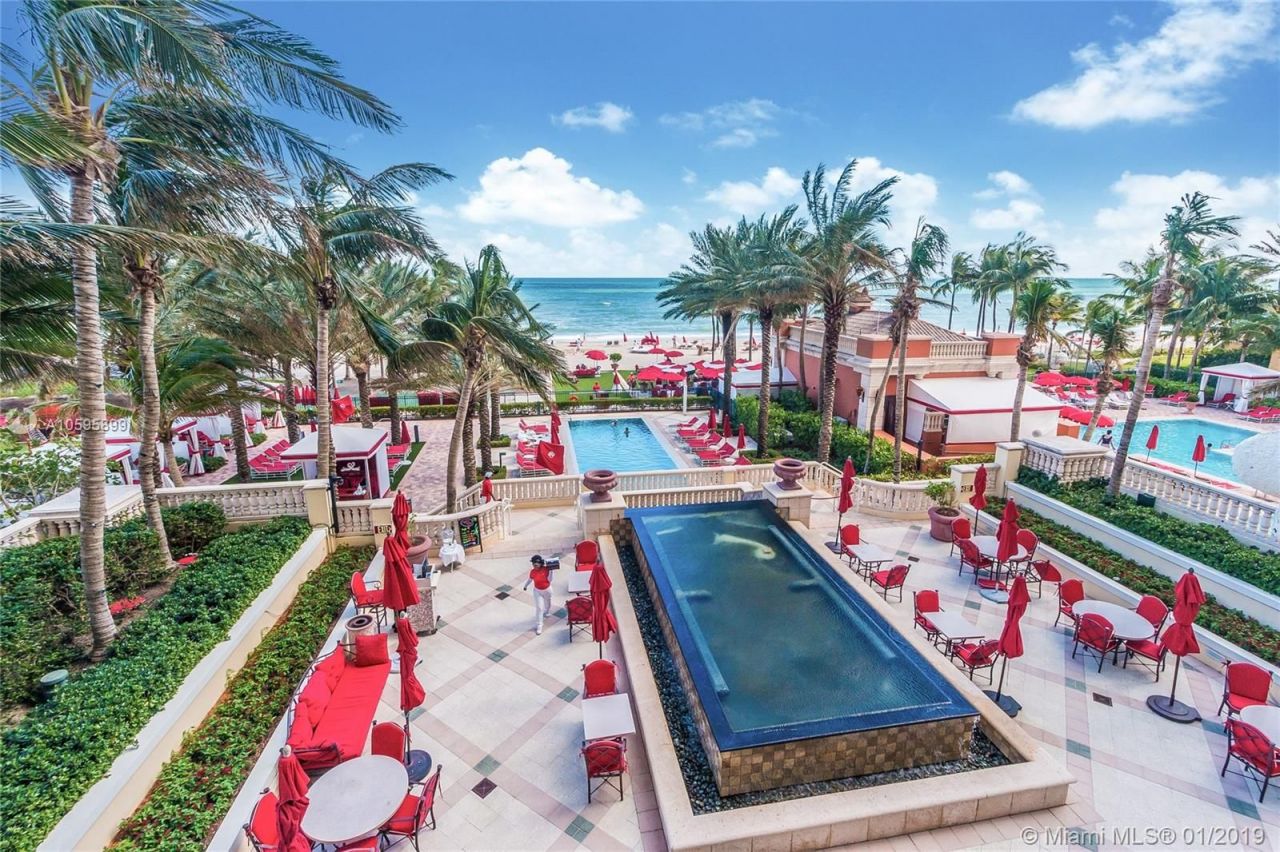 Piso en Miami, Estados Unidos, 250 m² - imagen 15