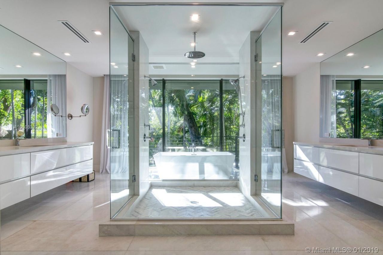 Villa en Miami, Estados Unidos, 600 m² - imagen 4