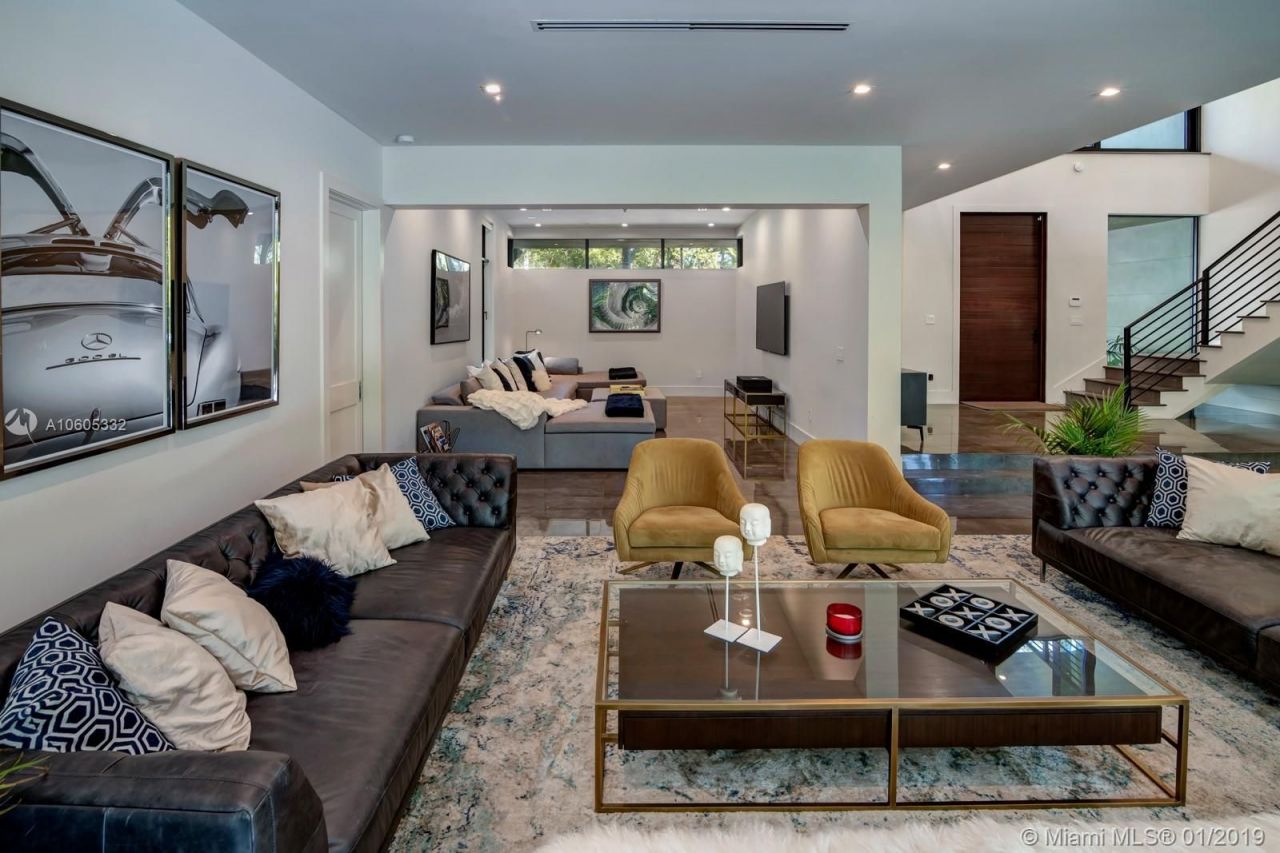 Villa en Miami, Estados Unidos, 600 m² - imagen 15