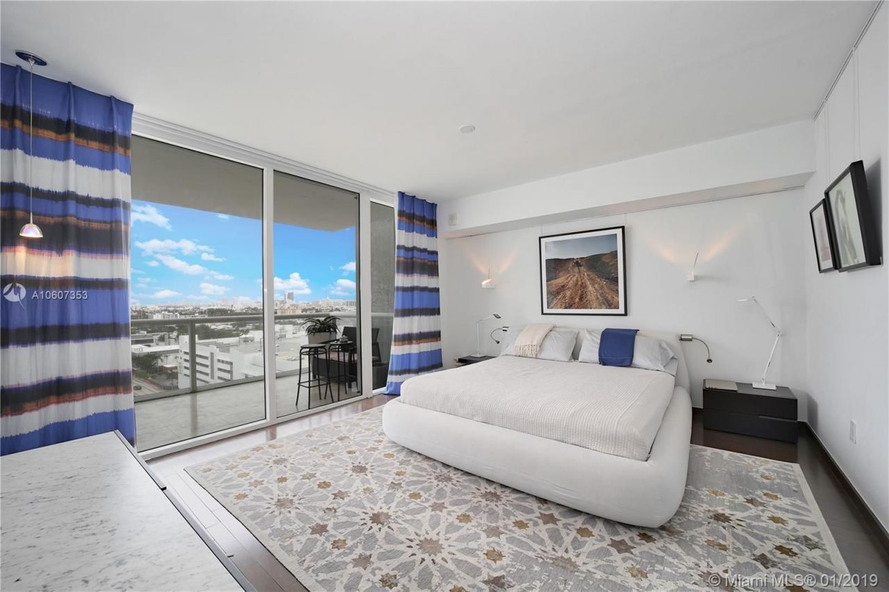 Piso en Miami, Estados Unidos, 350 m² - imagen 12