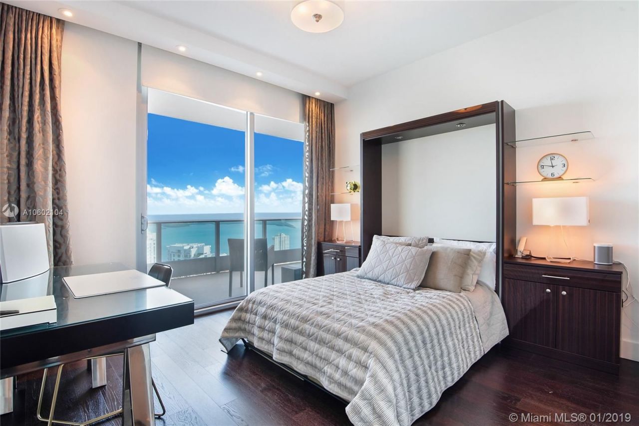 Piso en Miami, Estados Unidos, 230 m² - imagen 8