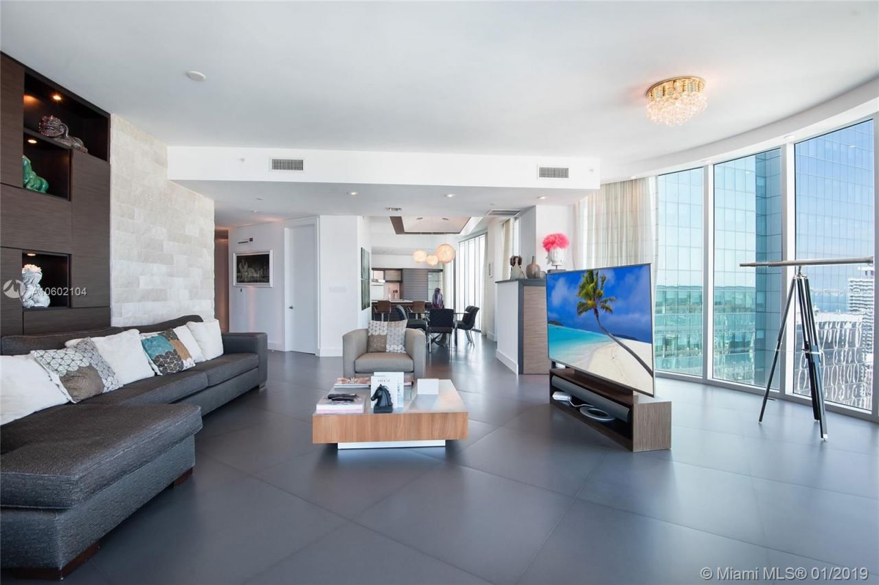 Piso en Miami, Estados Unidos, 230 m² - imagen 5