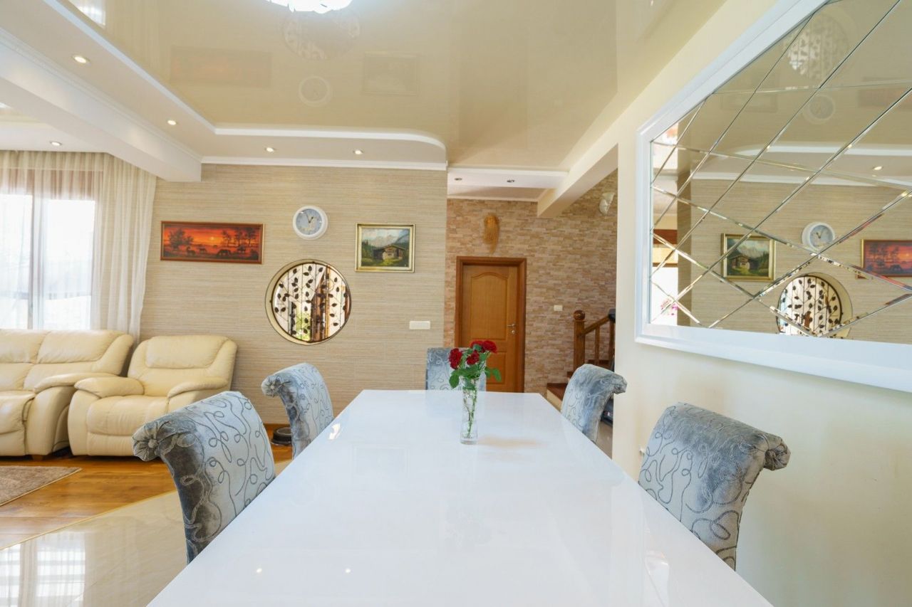 Villa Ratats, Montenegro, 240 m² - imagen 3