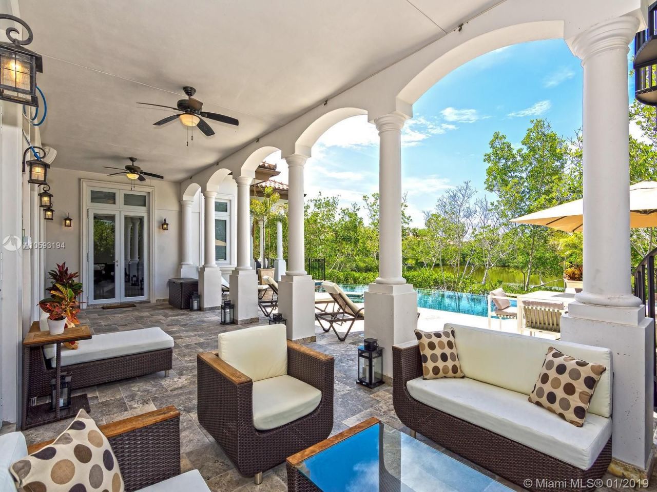 Villa in Miami, USA, 550 m² - Foto 2