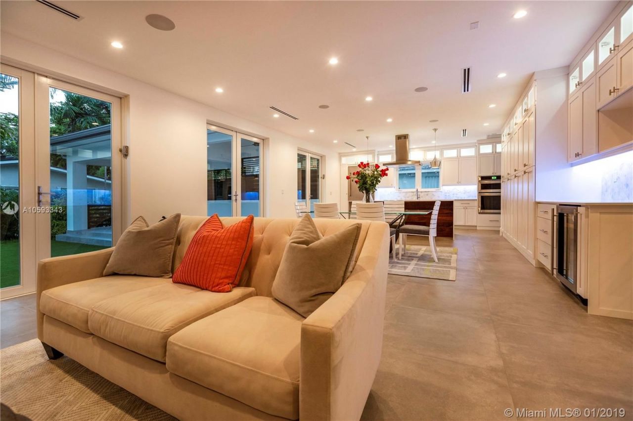 Haus in Miami, USA, 330 m² - Foto 18