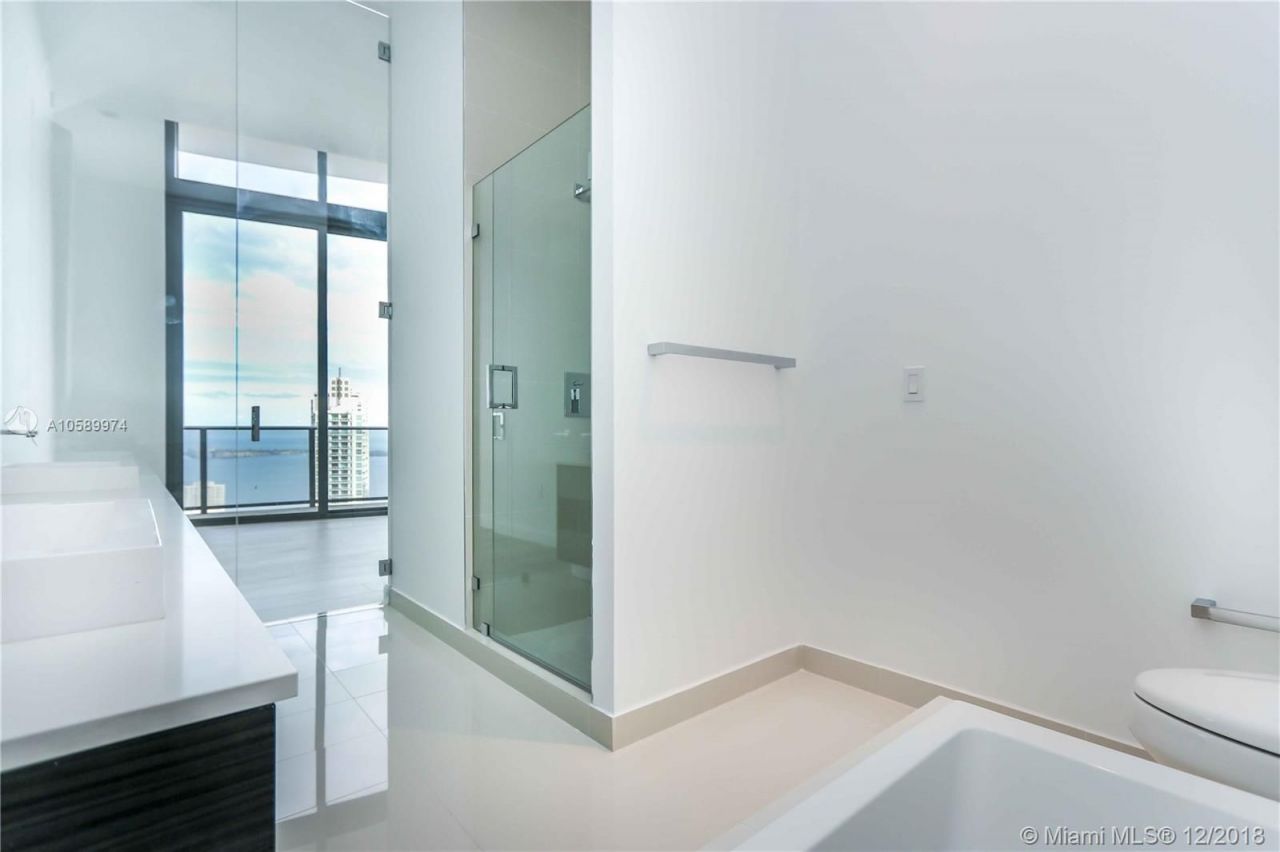 Penthouse in Miami, USA, 210 m² - picture 11