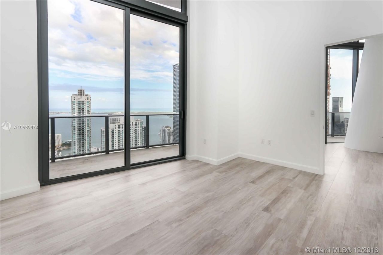 Penthouse in Miami, USA, 210 m² - picture 10