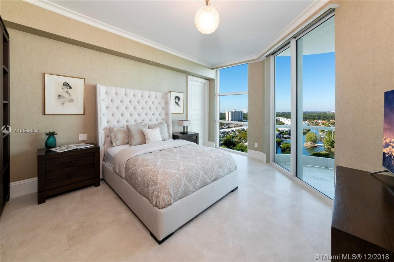 Appartement à Miami, États-Unis, 360 m² - image 9