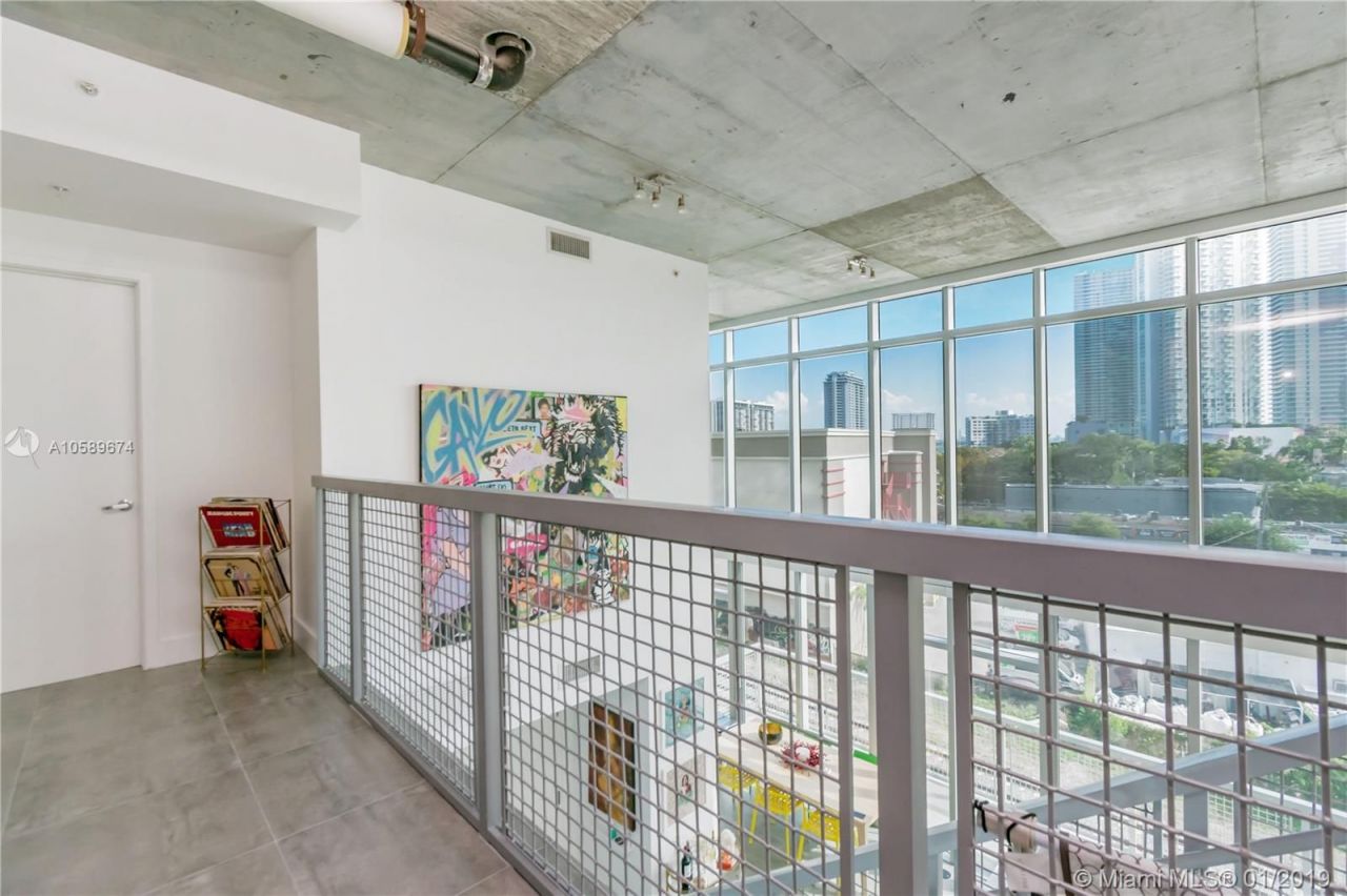 Loft in Miami, USA, 130 m² - picture 4