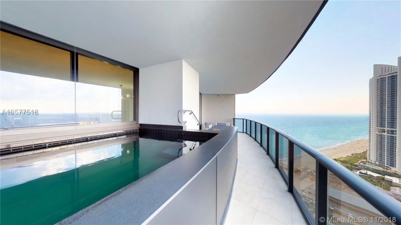 Flat in Miami, USA, 350 m² - picture 16