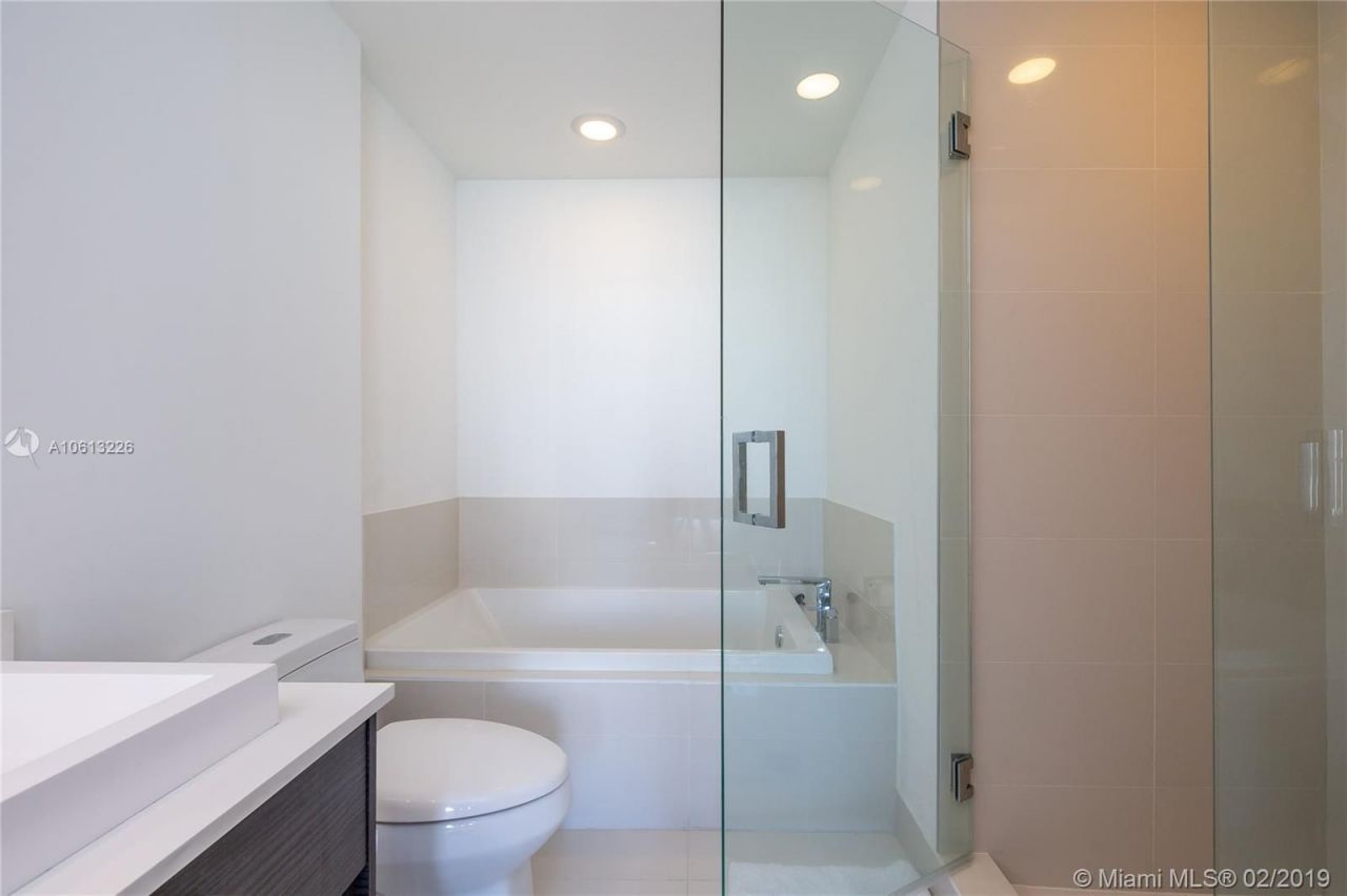 Appartement à Miami, États-Unis, 90 m² - image 7