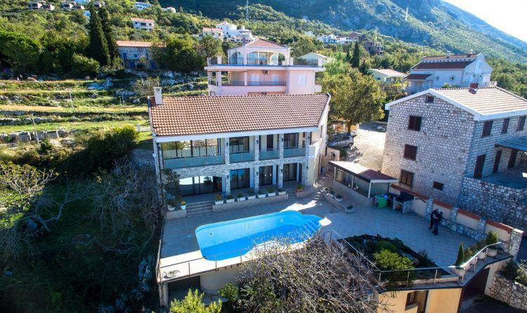 Villa a Sveti Stefan, Montenegro, 340 m² - foto 3