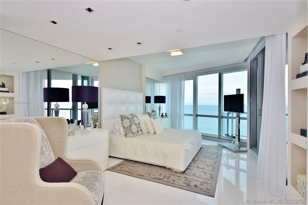 Flat in Miami, USA, 180 m² - picture 5